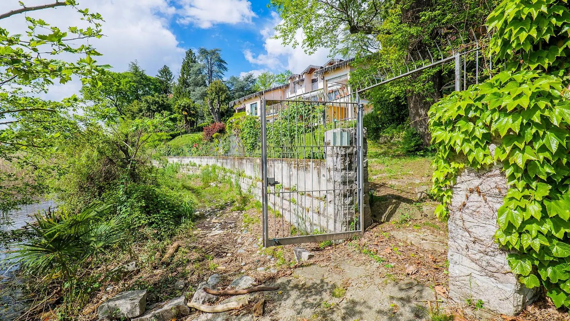Villa Mavica Monvalle